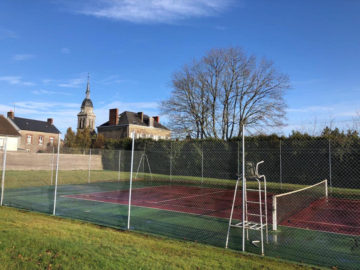 Maison D'Hotes La Doucelle Culture Et Bien-Etre Lignieres-Orgeres Kültér fotó