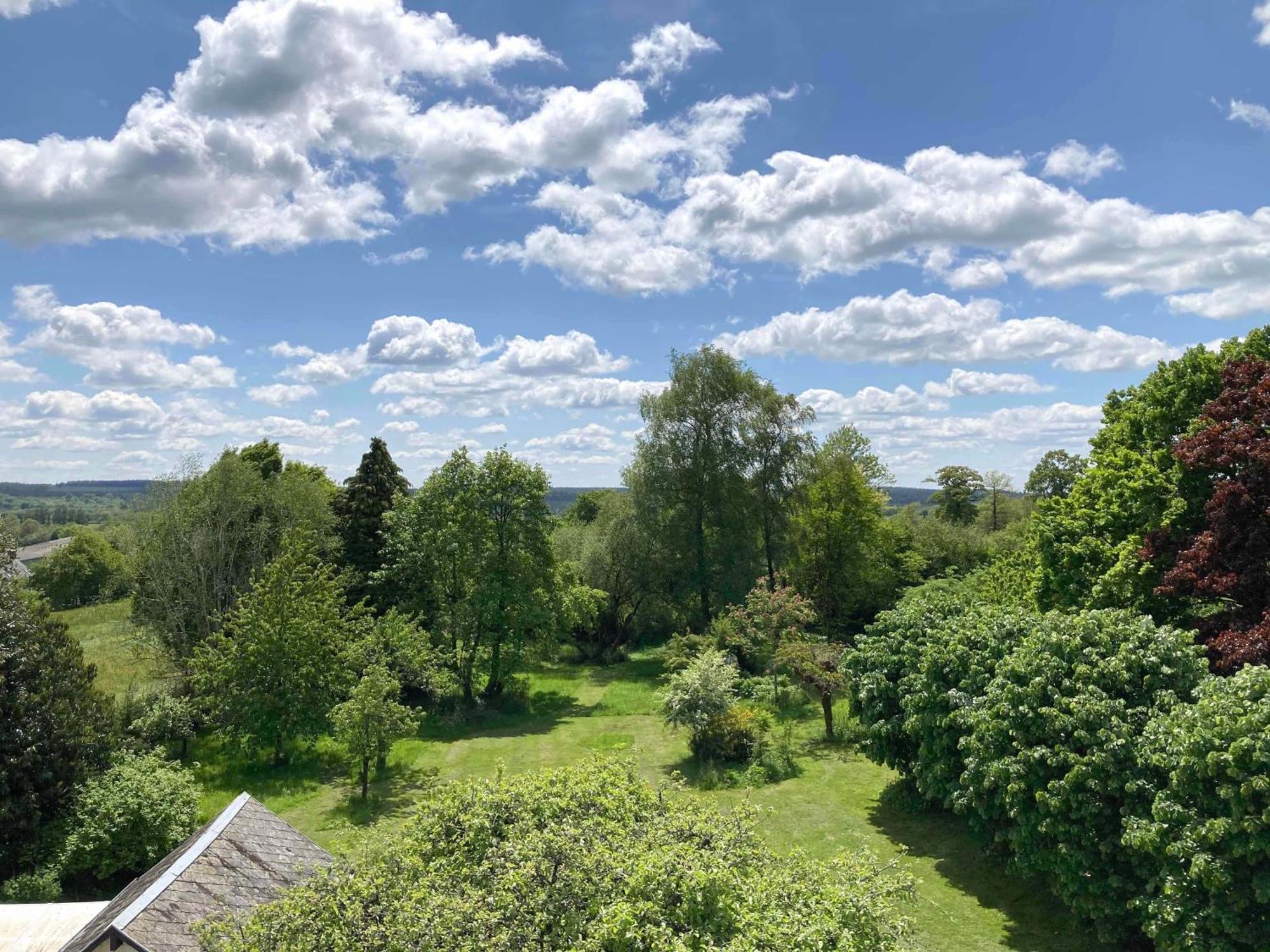 Maison D'Hotes La Doucelle Culture Et Bien-Etre Lignieres-Orgeres Kültér fotó