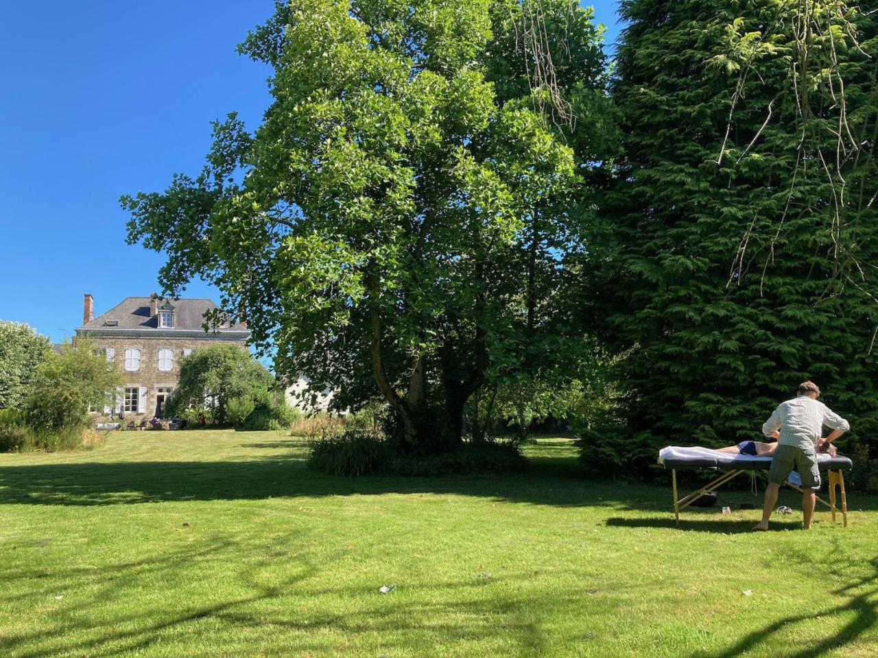 Maison D'Hotes La Doucelle Culture Et Bien-Etre Lignieres-Orgeres Kültér fotó