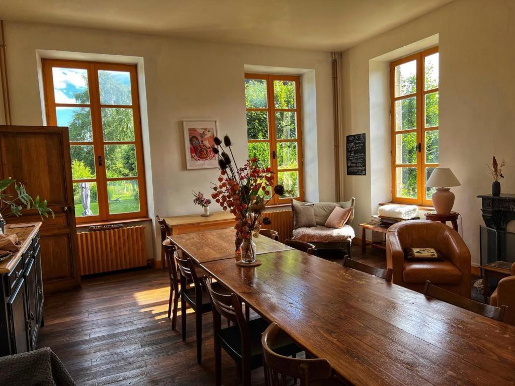 Maison D'Hotes La Doucelle Culture Et Bien-Etre Lignieres-Orgeres Kültér fotó